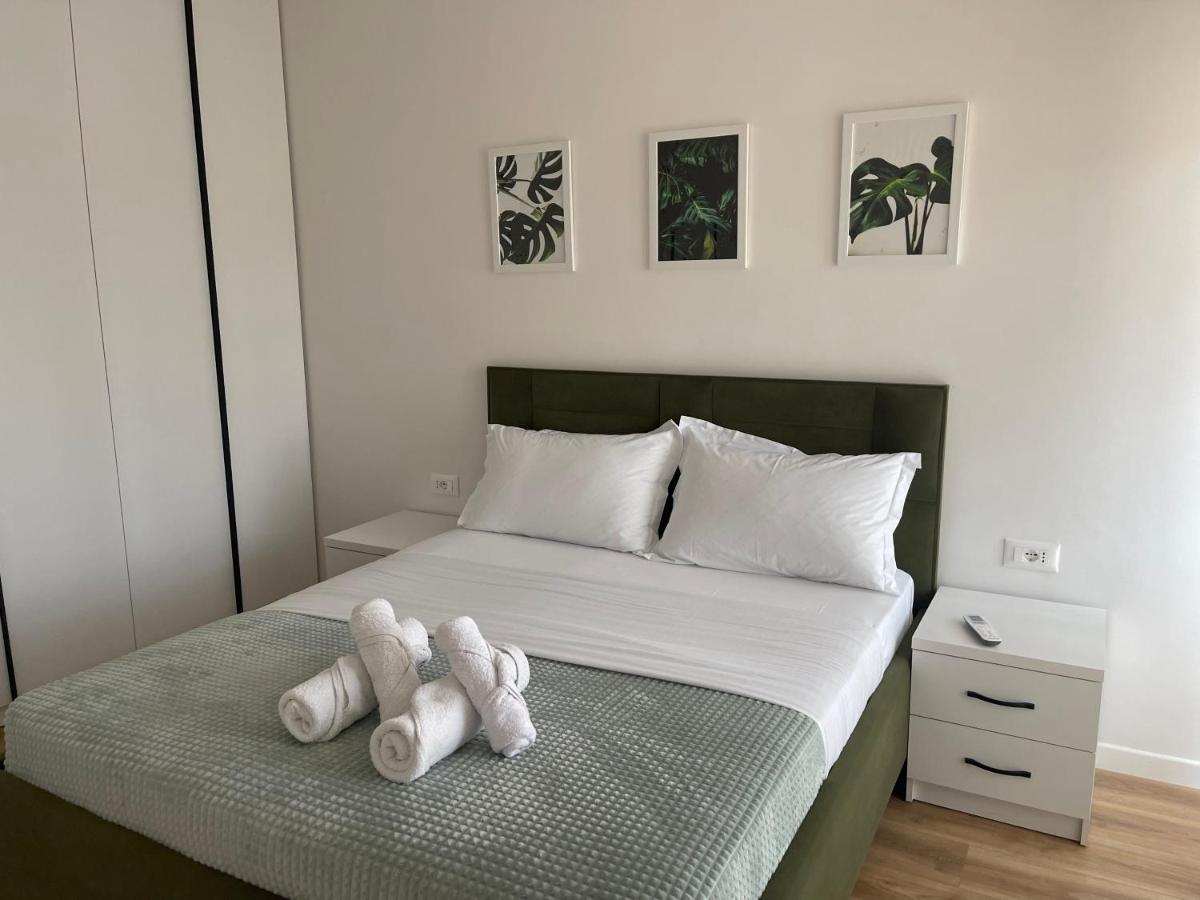 Wanderlust Tirana Apartment Bagian luar foto